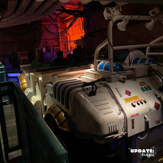 Disney World Animal Kingdom Dinosaur