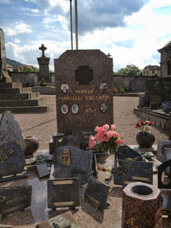 Julienrupt cemetery summer 2013