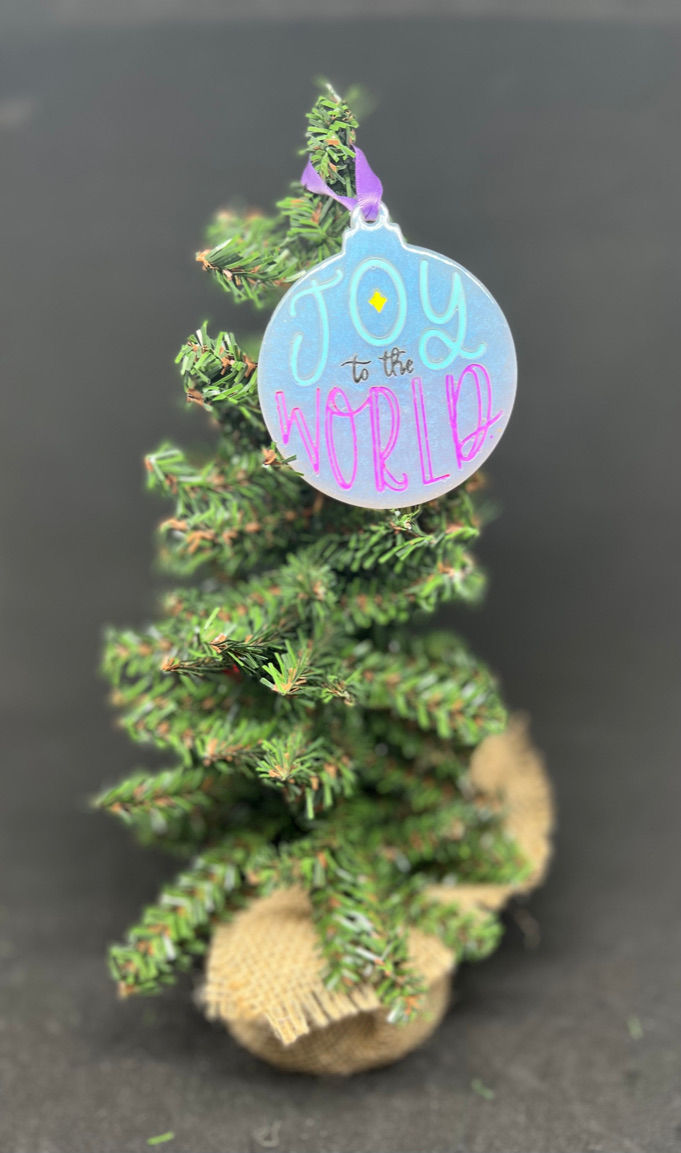 Thumbnail: Holiday Cheer Ornaments