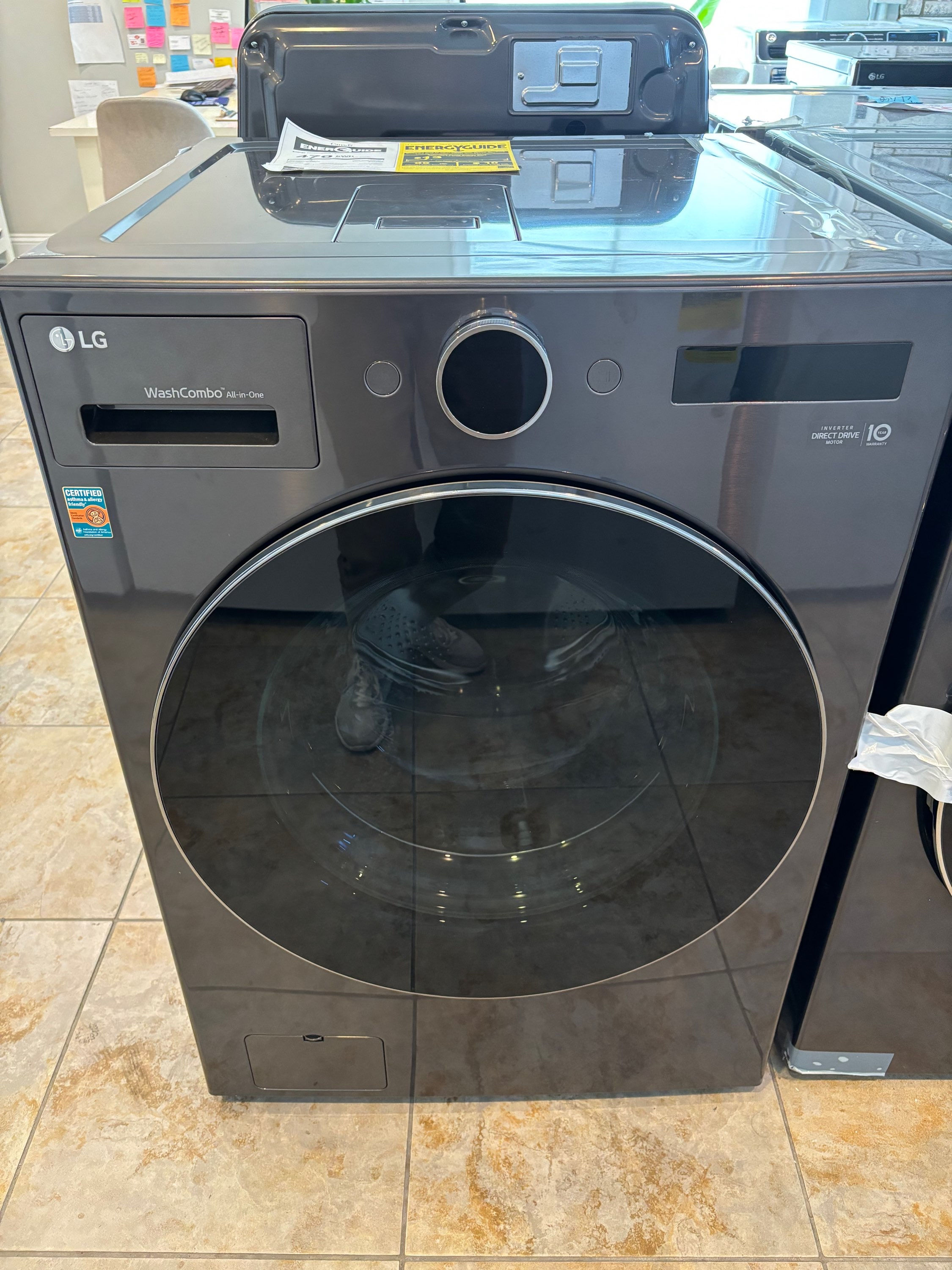 LG - 5.0 Cu. Ft. Mega Capacity All-in-One Electric Washer/Dryer WashCombo