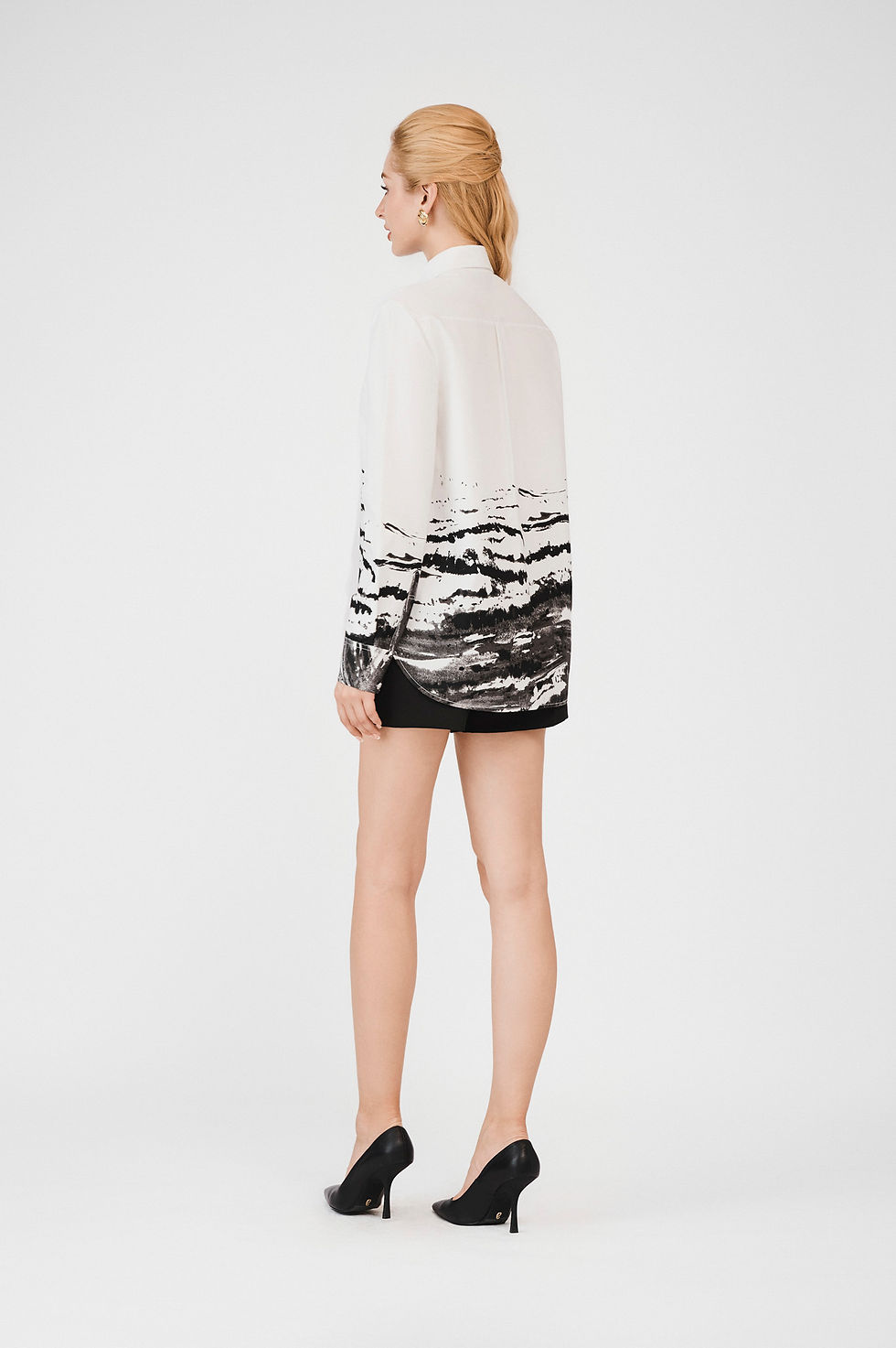 Thumbnail: SS24: SHIRT(A013): 1.650.000 VND SHORT (Q001): 1.650.000 VND