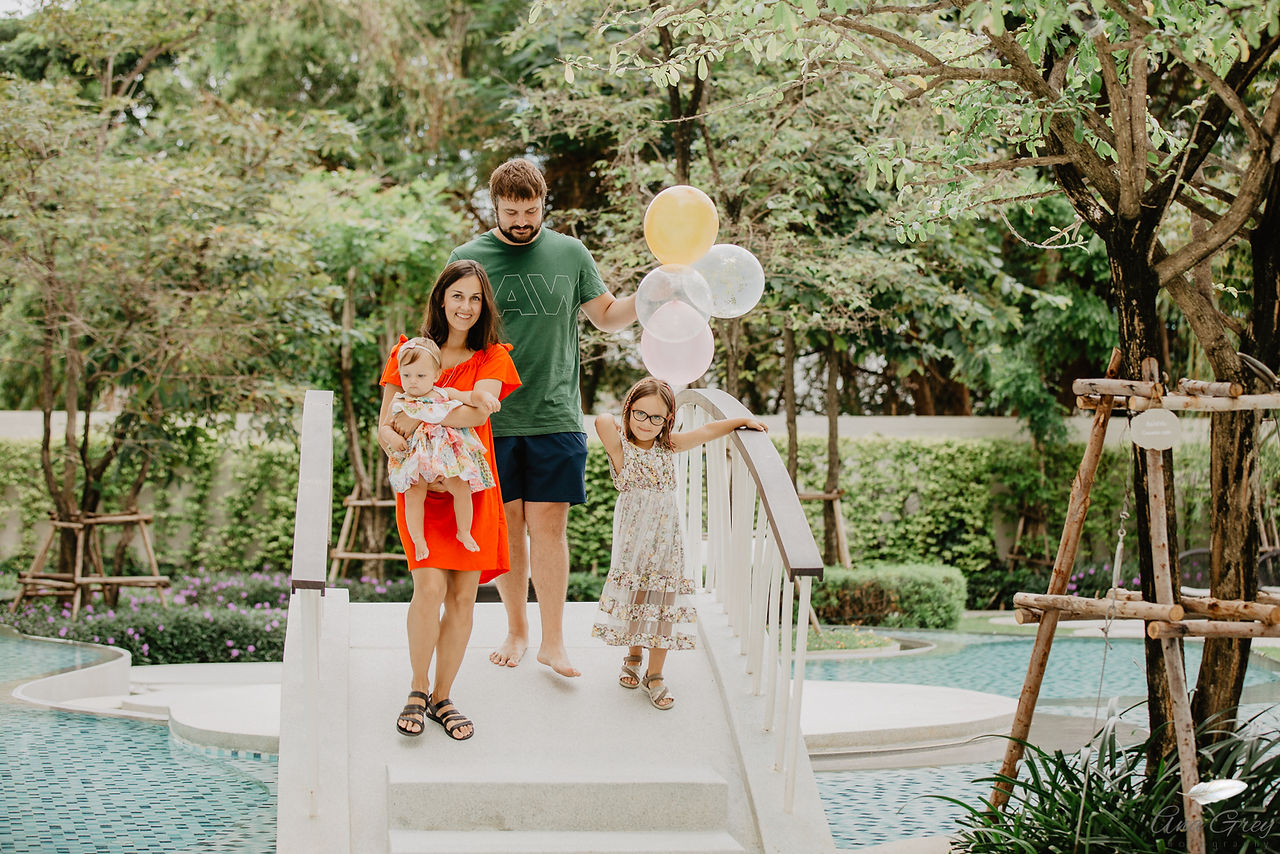 family of 4 photo on vacation