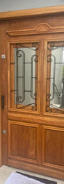 porta maciça, porta de entrada, porta de sala, esquadria de madeira, janela de madeira, janela de roça, porta barata, porta alçapão, porta com vidro, porta com espelho, mesa com bancos, porta de correr branca, porta com grade