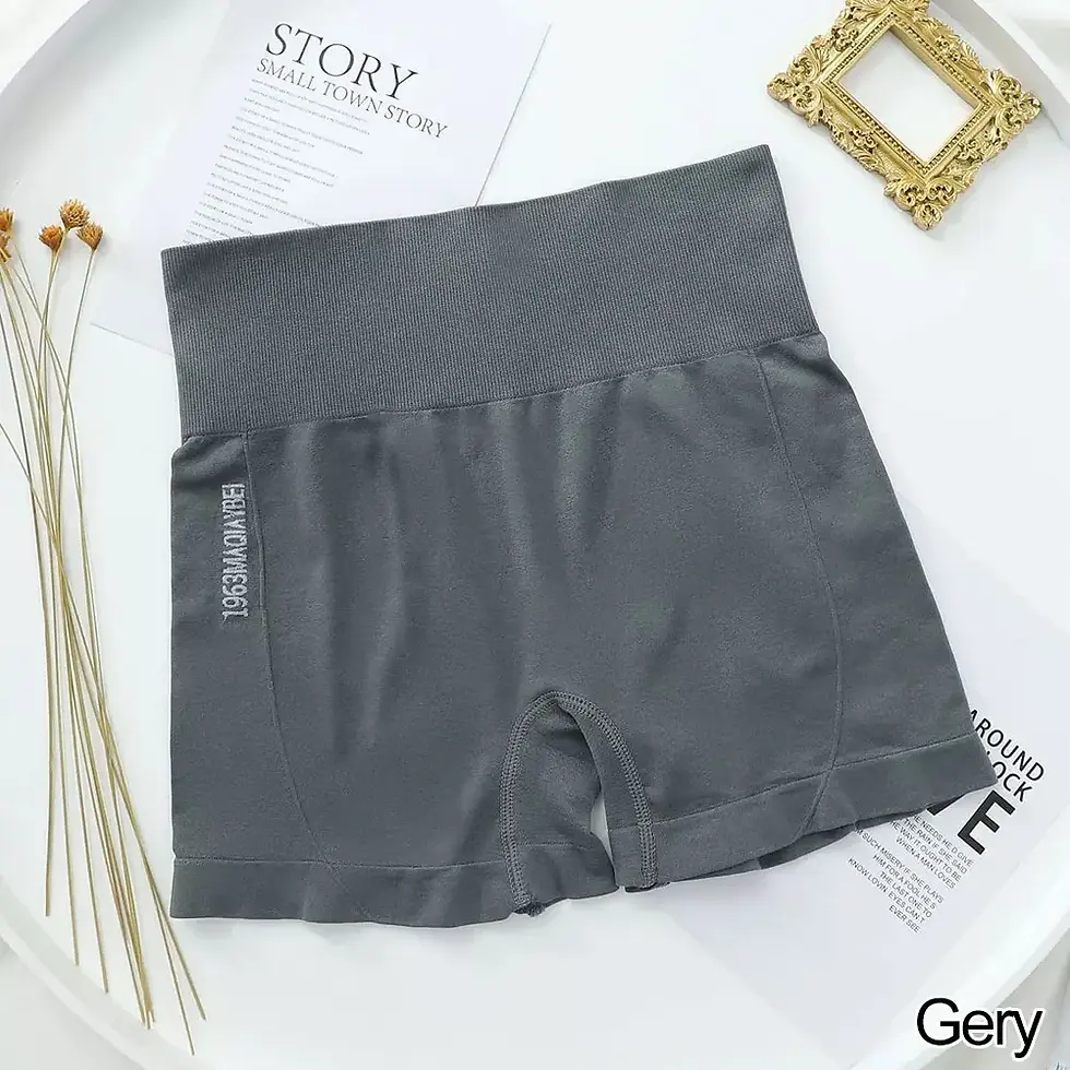 Miniatura: Shorts Fitness Donna Senza Cuciture Stile Biker con Effetto Booty Lift