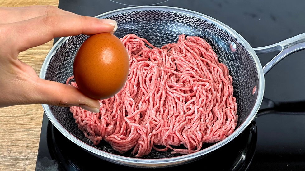 Minced meat with eggs
