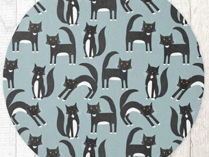 Review Tuxedo Cat Rug