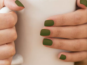 Review Army green (solid color) minx nail art