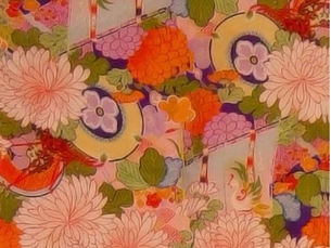 Big Deals! Kimono Flower Pink Floral Pattern Statuette