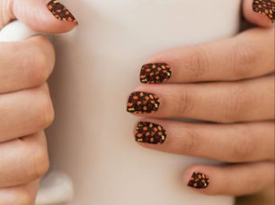 Review Autumn Leaves Minx Nail Art - Fall