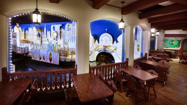 Magic Kingdom Dining - Pinocchio Village Haus (lunch)