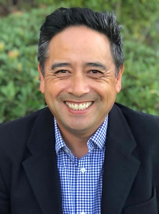 GM Headshot 2020_edited.jpg