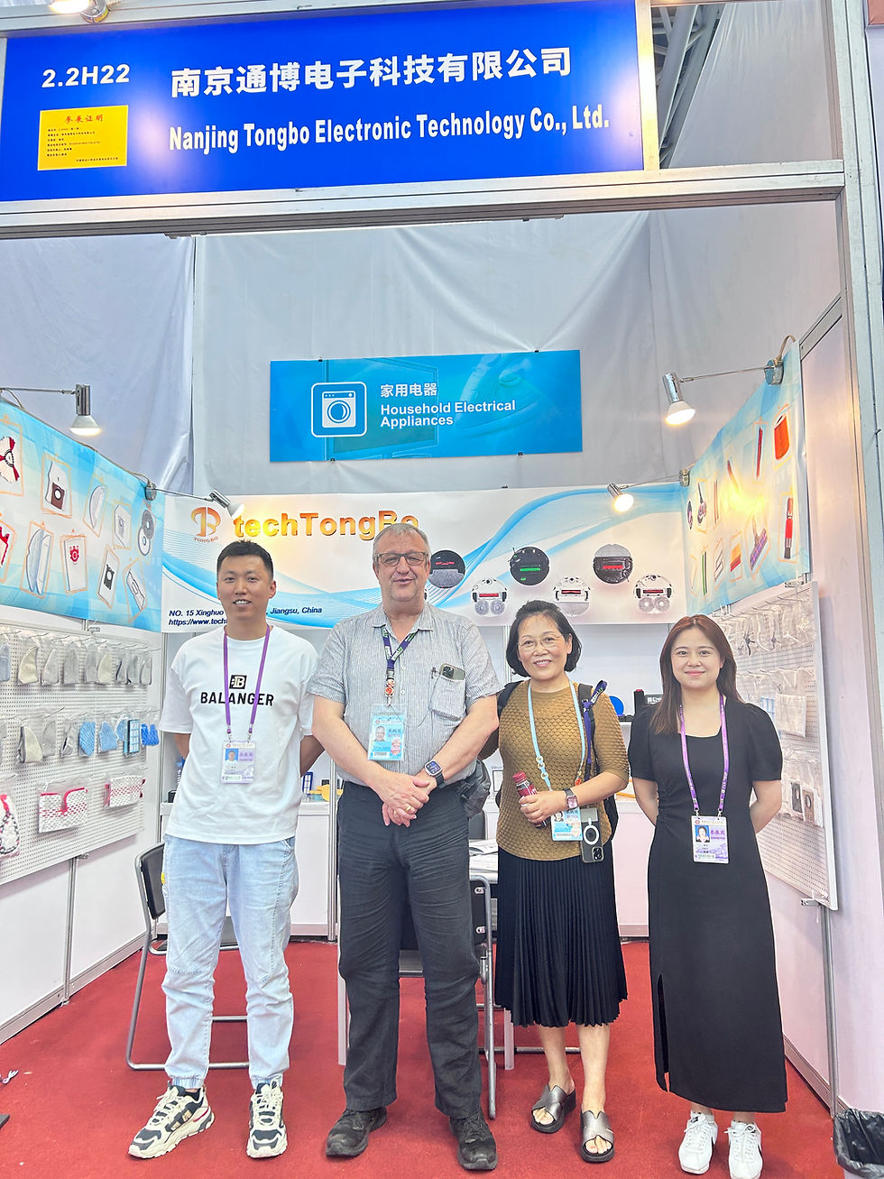 techTongBo welcomes global buyers at the Canton Fair.
