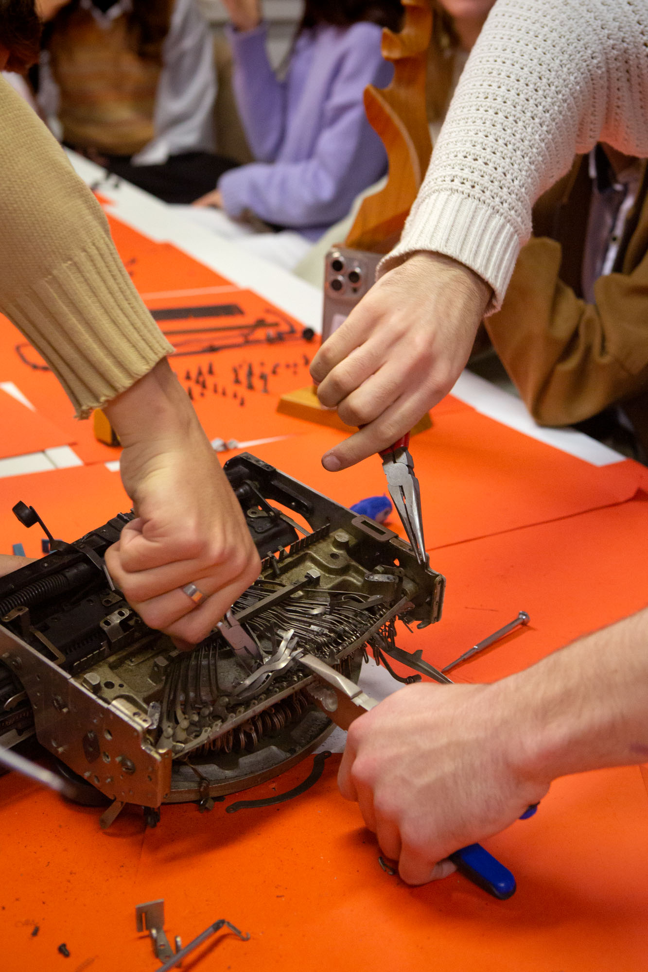 Typing at ETSAM Antonio Juárez Chicote