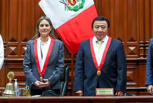 Congreso de la República "exhorta" no debatir sobre Nueva Constitución en Universidades