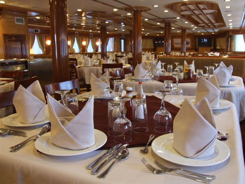 Миниатюра: Экскурсия Наутилус в шарме. Цена экскурсии на яхте шарм эль шейх. Красное море. дайвинг в египте. VIP