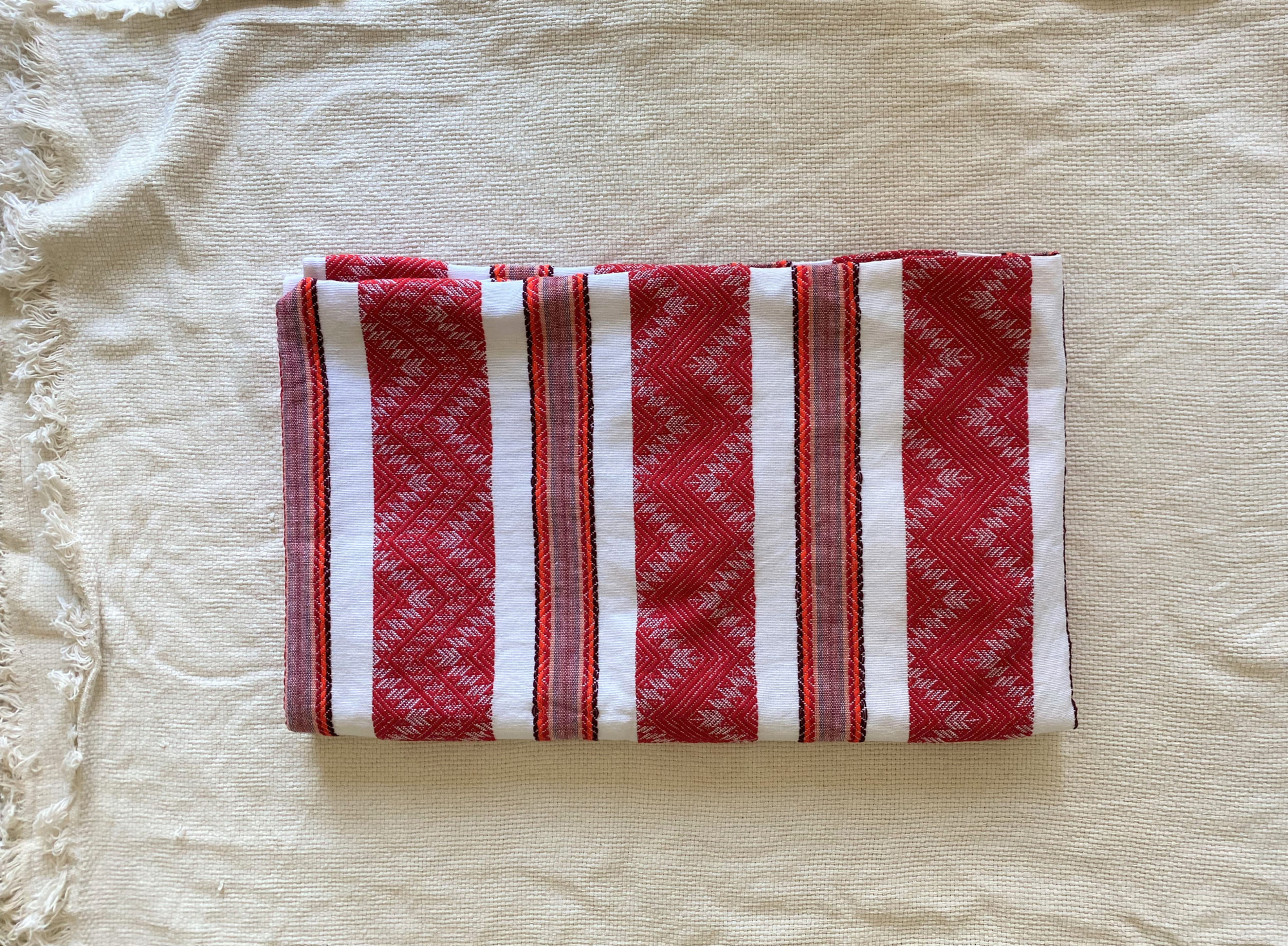 Nappe en coton tissé roja