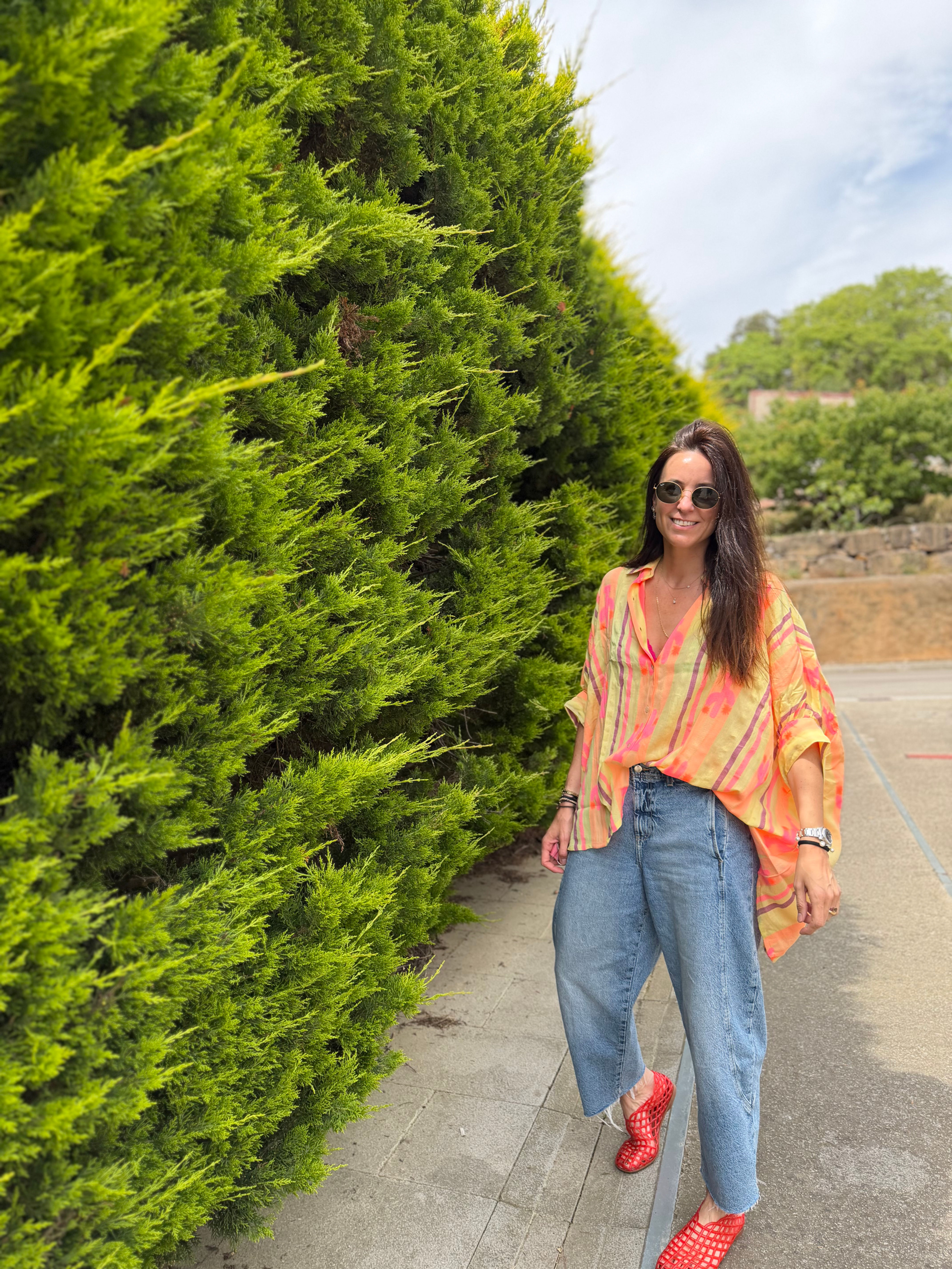 Blusa over cactus