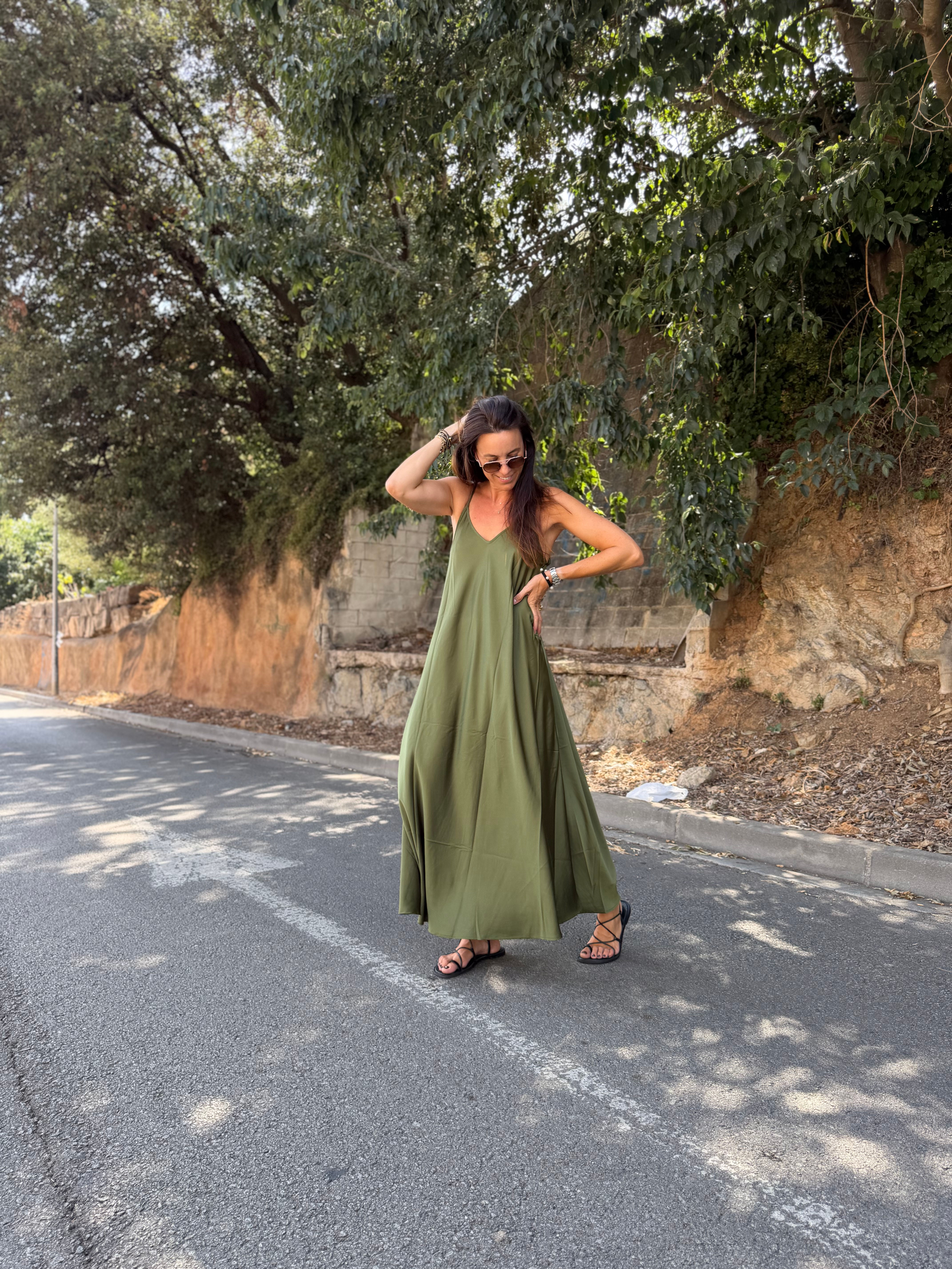 Vestido liso satinado