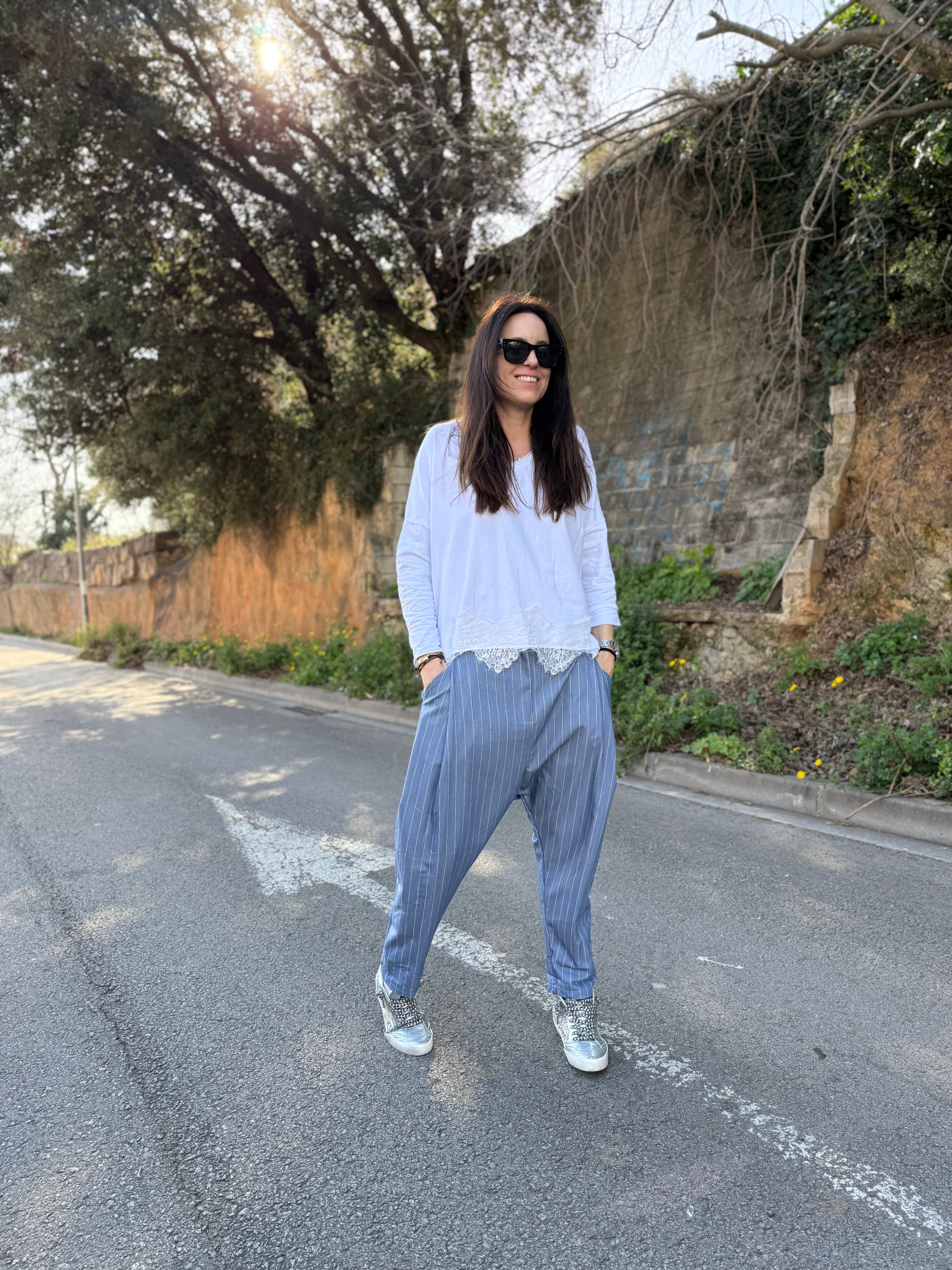 Pantalón baggy azul raya diplomática