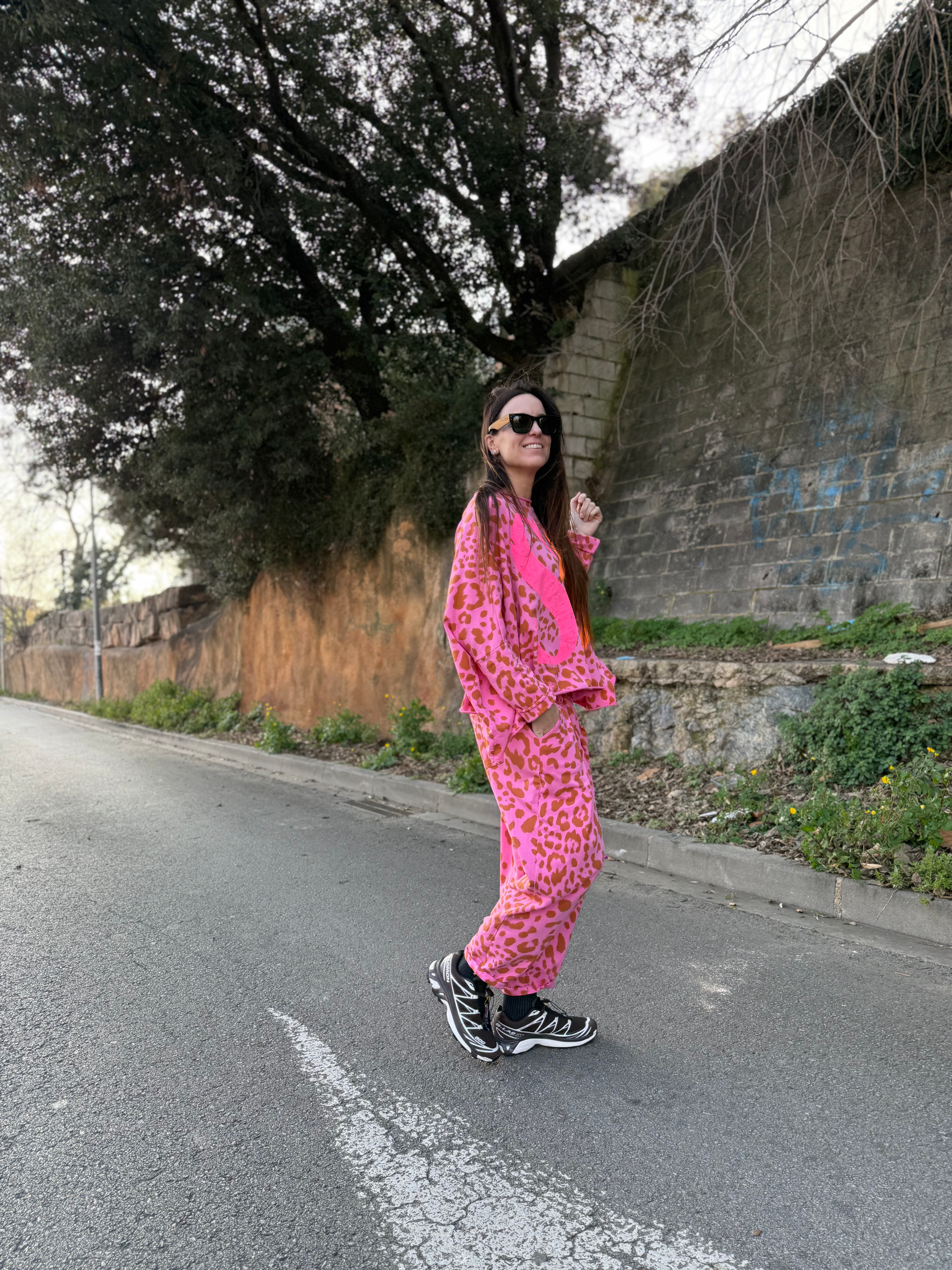 Pantalón chandalero baggy print flúor