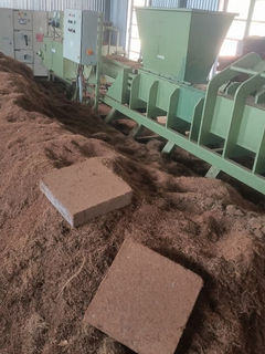 Coco peat exporter from India offering cocopeat 5kg blocks, coir pith blocks, coco chips and coir products for global buyers.