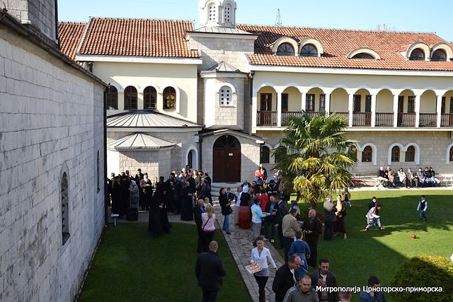 6 Monasterio Zdrevaonik