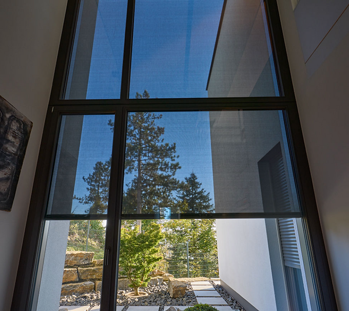 zip screen cover photo.png