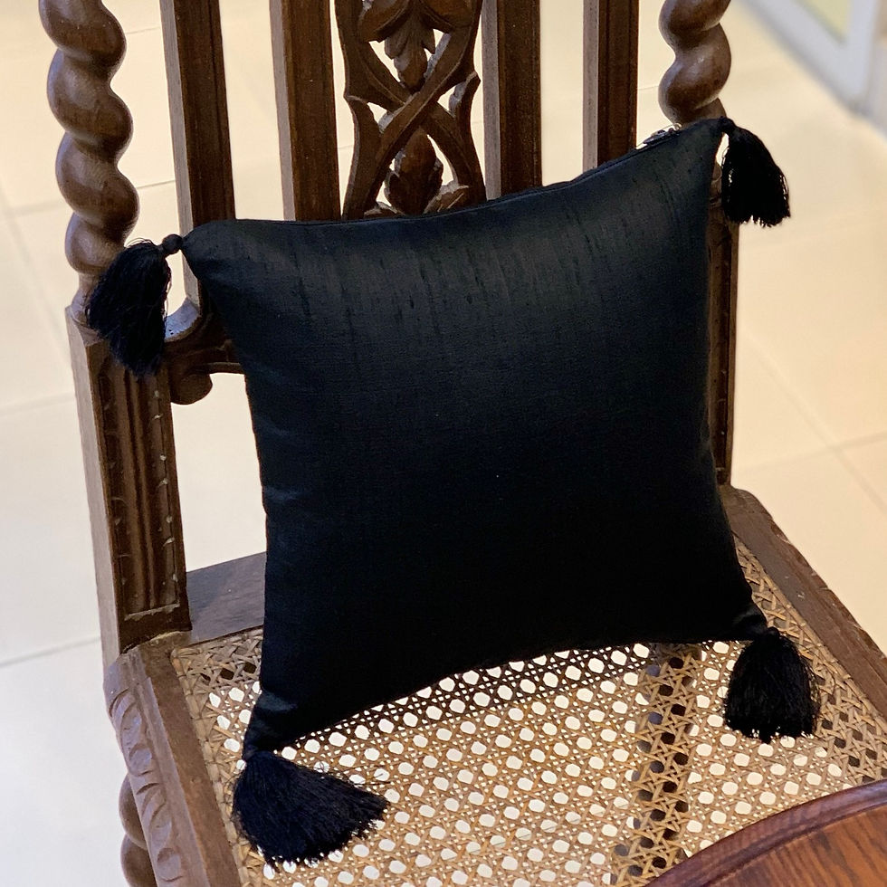 Thumbnail: クッションカバー　シルク　新作　TASSEL CUSHION COVER クッションカバー　カンボジアシルク　シルク