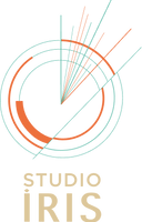 Logo com Simbolo . Studio íris.png