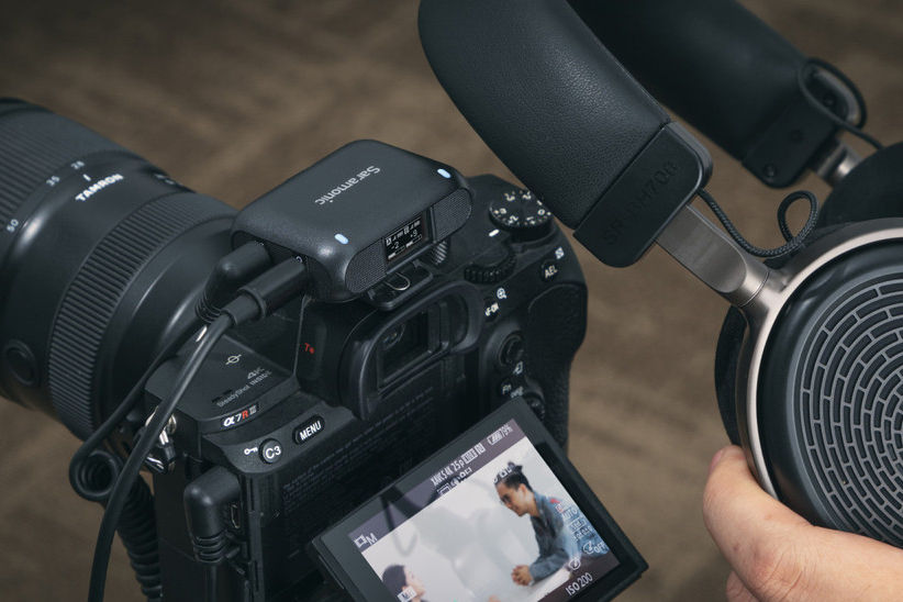 Thumbnail: Saramonic Blink 500 B2+ 2-Person Wireless Clip-On Microphone System  | Prakash Kala Mandir