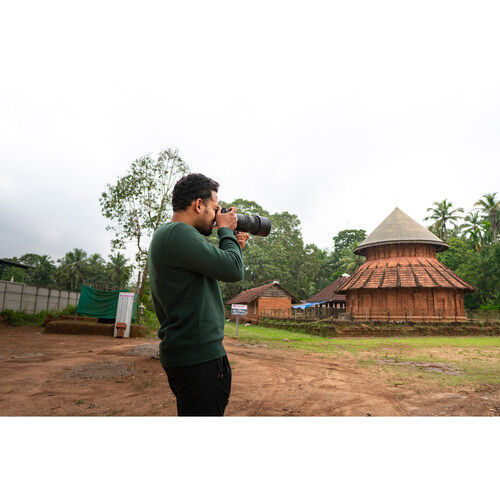 Thumbnail: Sigma 70-200mm f/2.8 DG DN OS Sports Lens Sony E | Prakash Kala Mandir