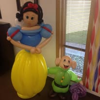 snow white birthday decor