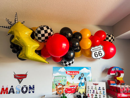 Route 66 balloon garland