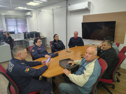 CRT-RS e Corpo de Bombeiros debatem segurança em pontos de recarga de veículos elétricos
