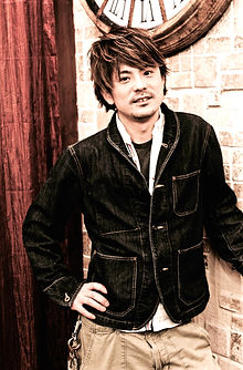 Sho, hair stylist at Antique Hair Studio
