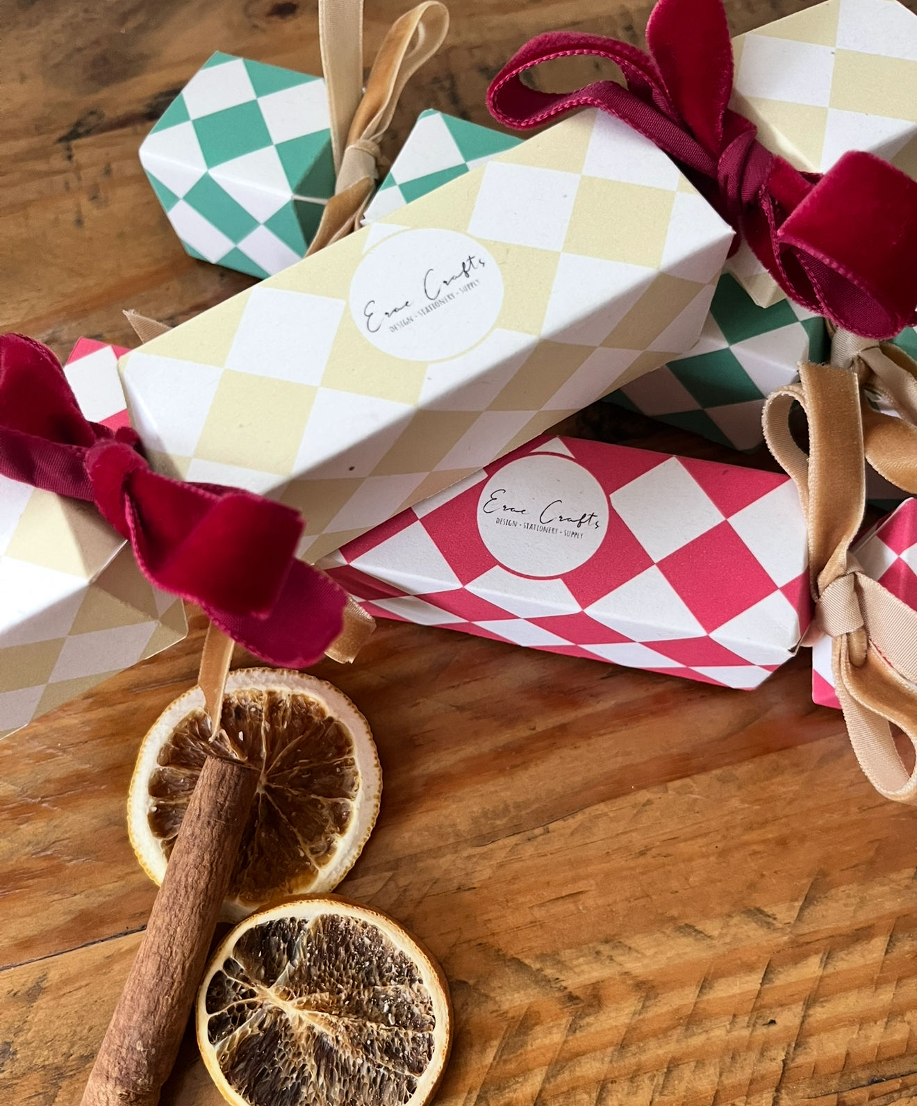 Festive cracker packaging 