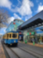 Along Cashel Street you can find gifts and souvenirs as well as plenty of other shopping ideas.