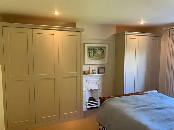 bespoke fitted wardrobe in Sussex with shaker doors