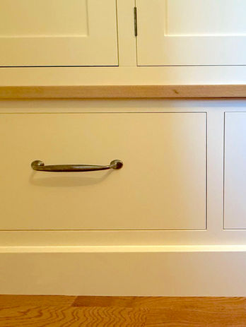 fitted bedroom furniture