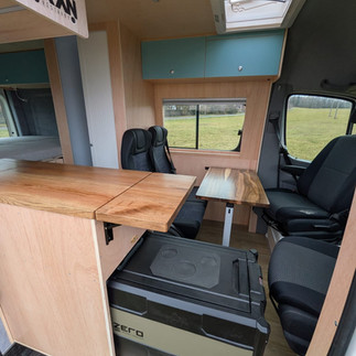 Mercedes Sprinter 4x4 obytná vestavba