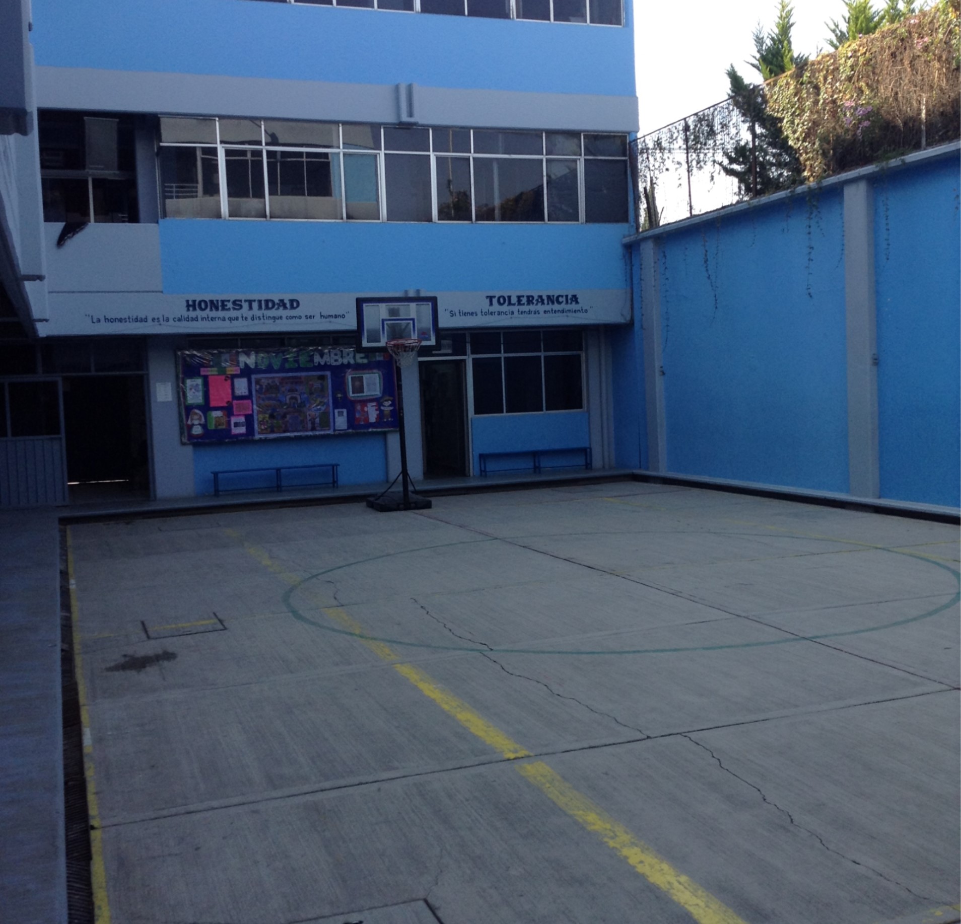 Colegio Juan Escutia A. C. Colegio Juan Escutia A. C.