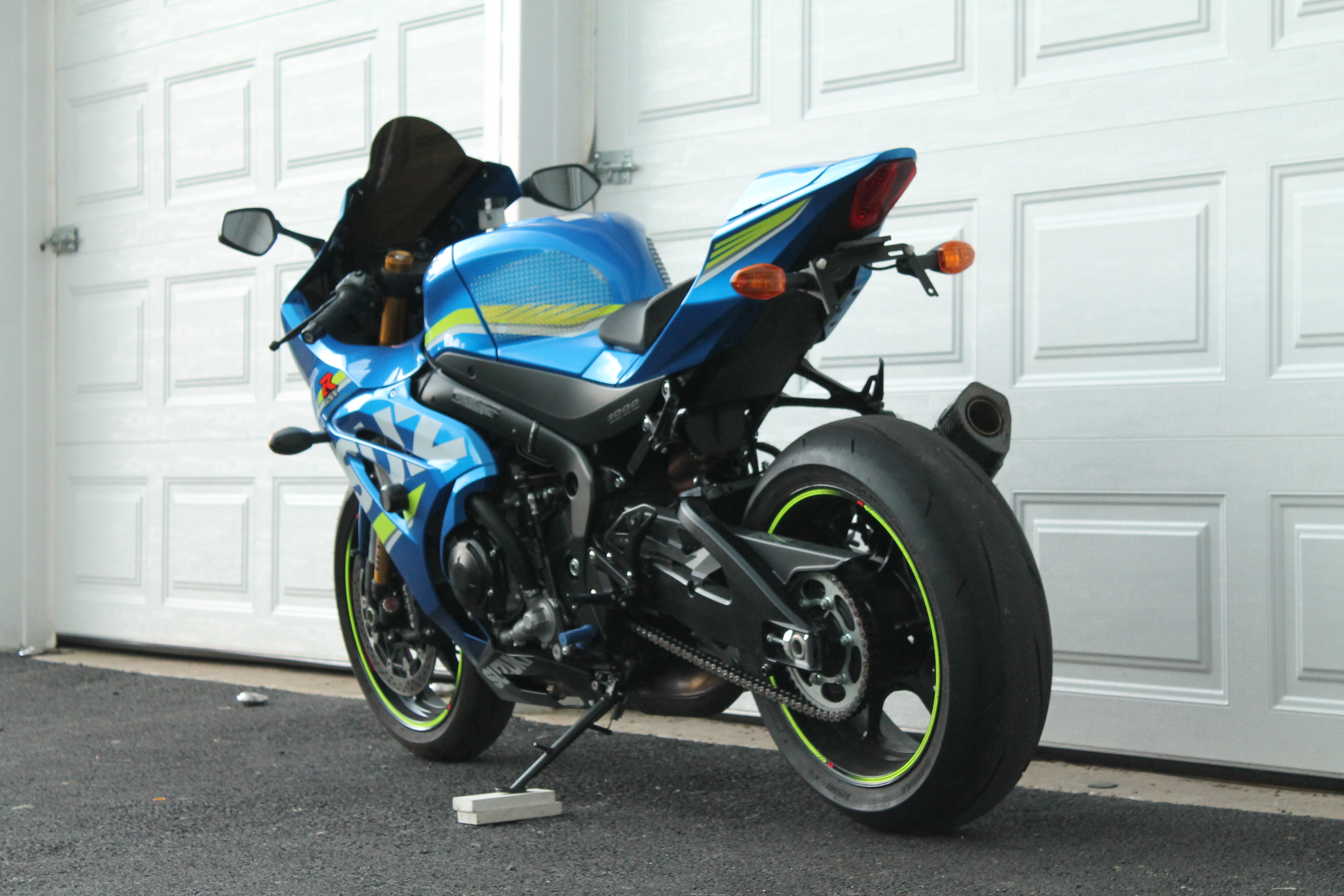 2017 Suzuki GSXR 1000 R blackmarketbikez