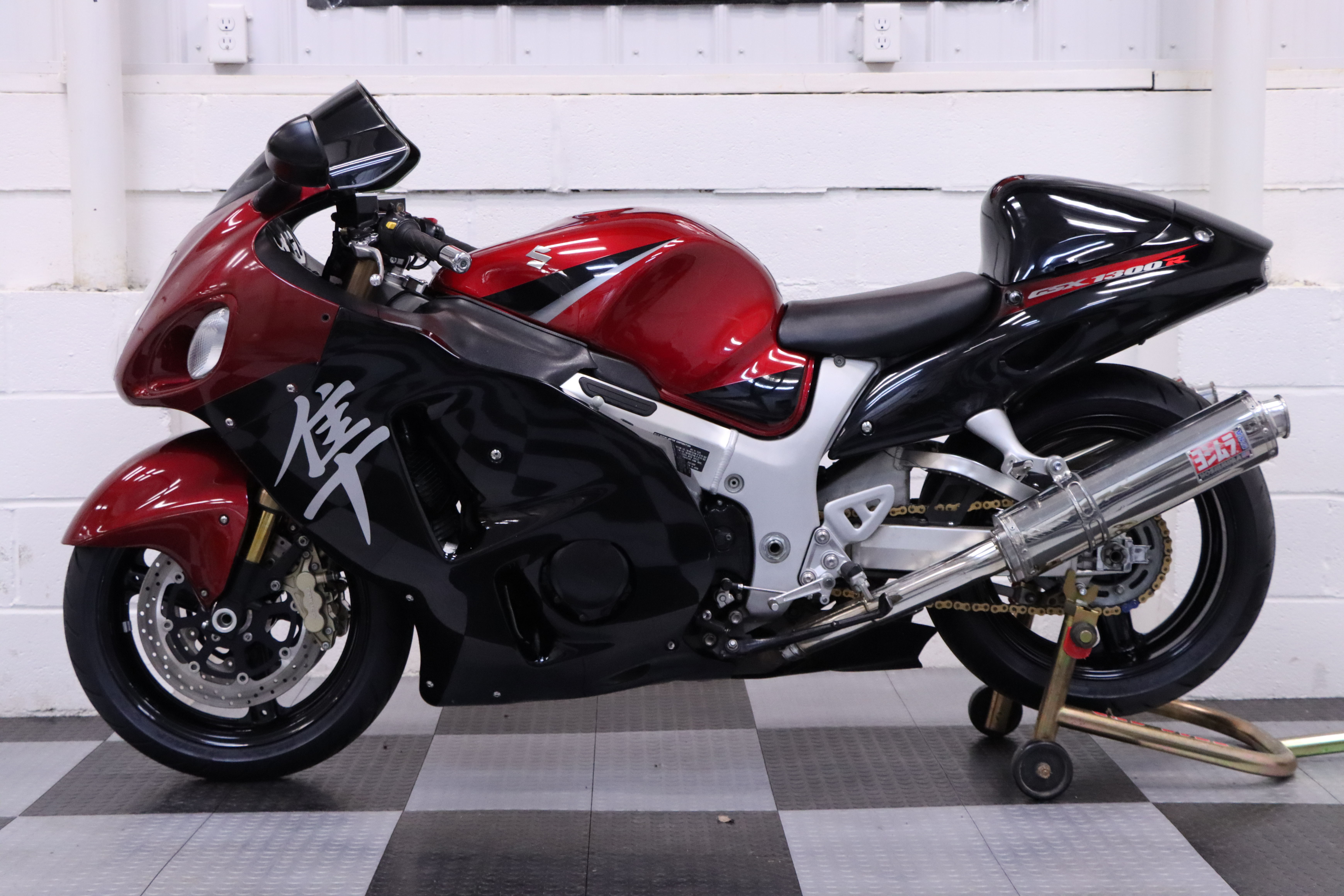 Suzuki gsx 1300 r