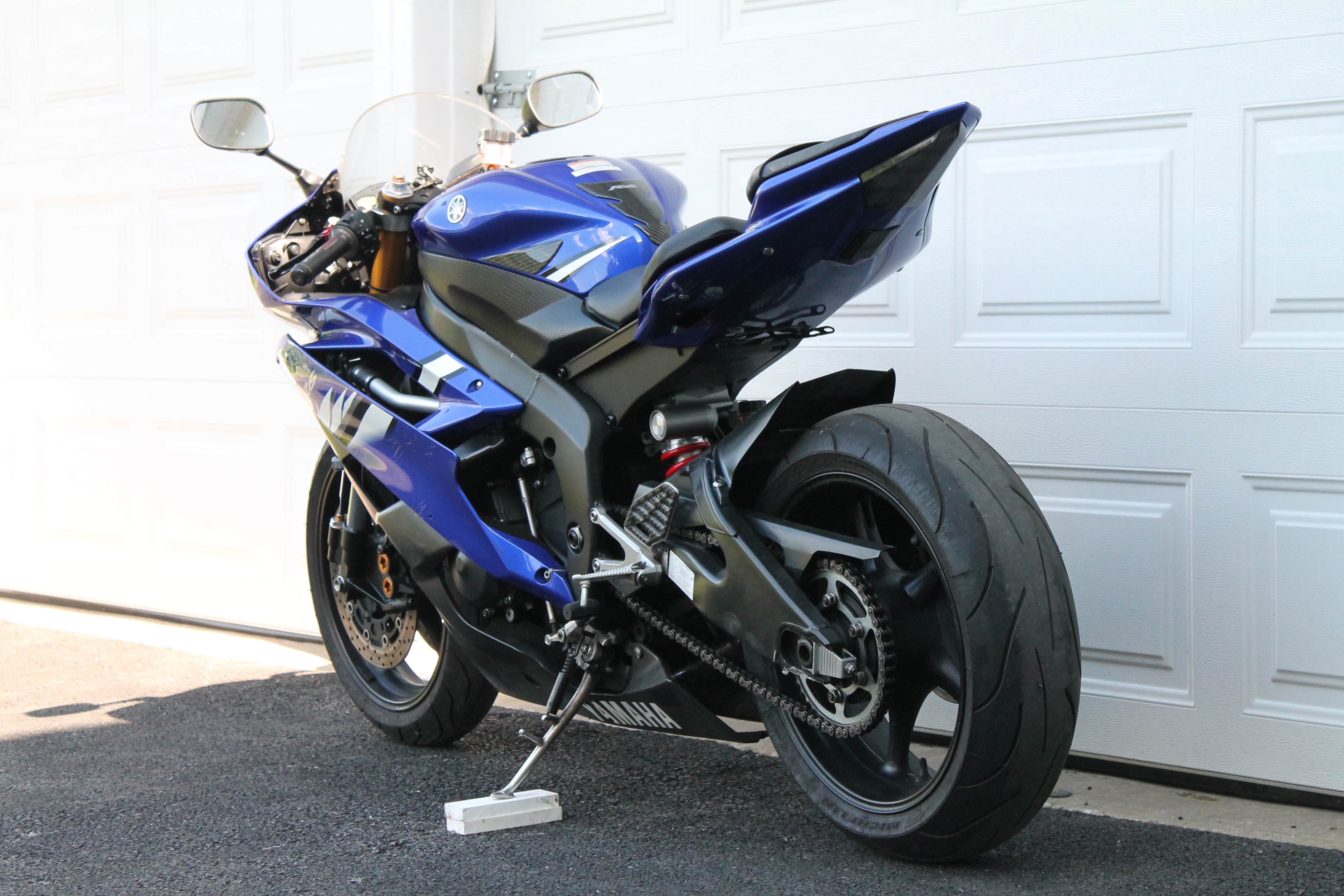 Фара yamaha r6 2006