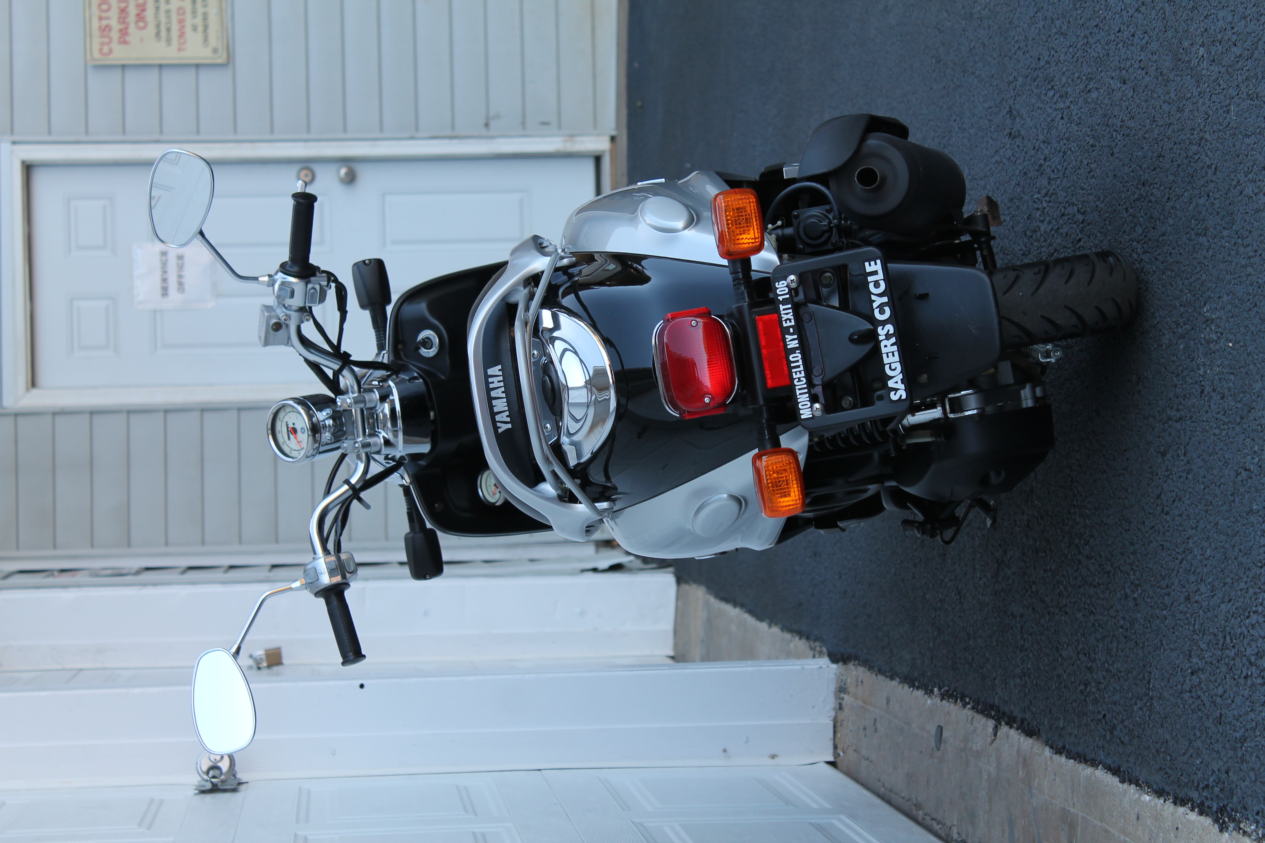 2004 Yamaha Vino 125 blackmarketbikez