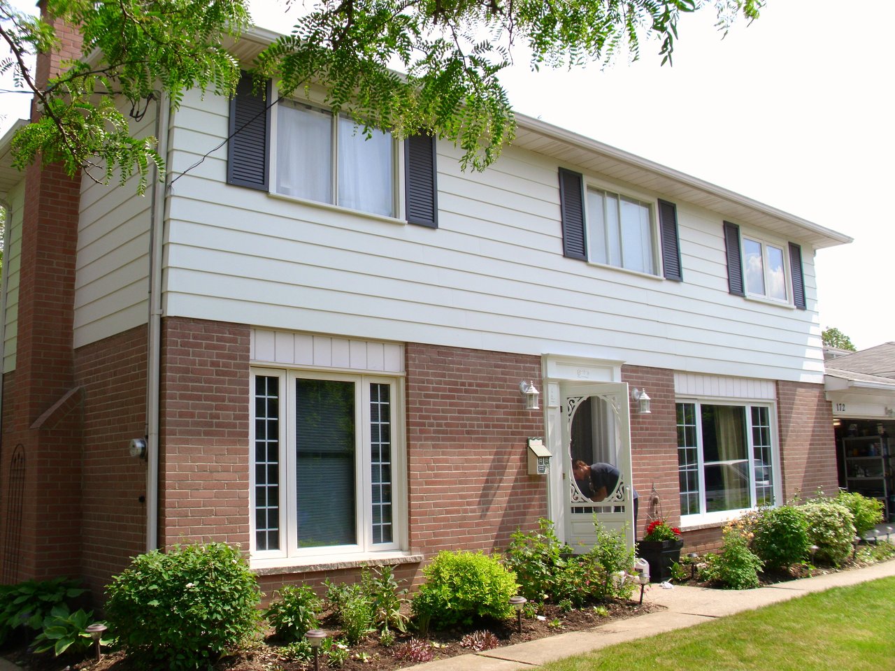 We Paint Siding Hamilton, Burlington, Guelph, Stoney Creek, Milton