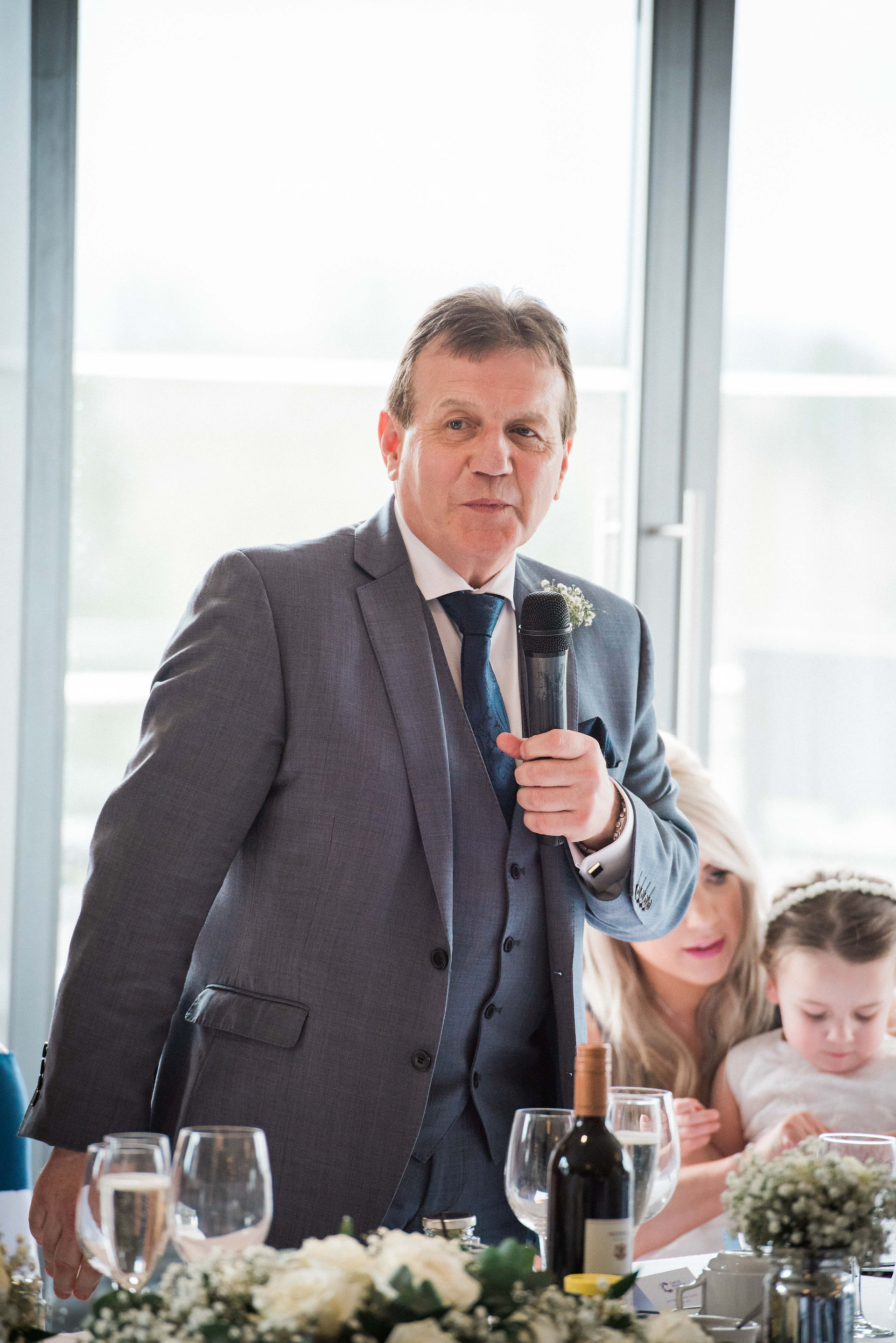 A very funny father of the bride speech! Darley and Underwood Photography - Leicestershire.
