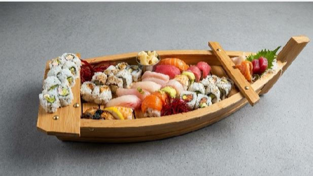 Sushi Avenue Boat