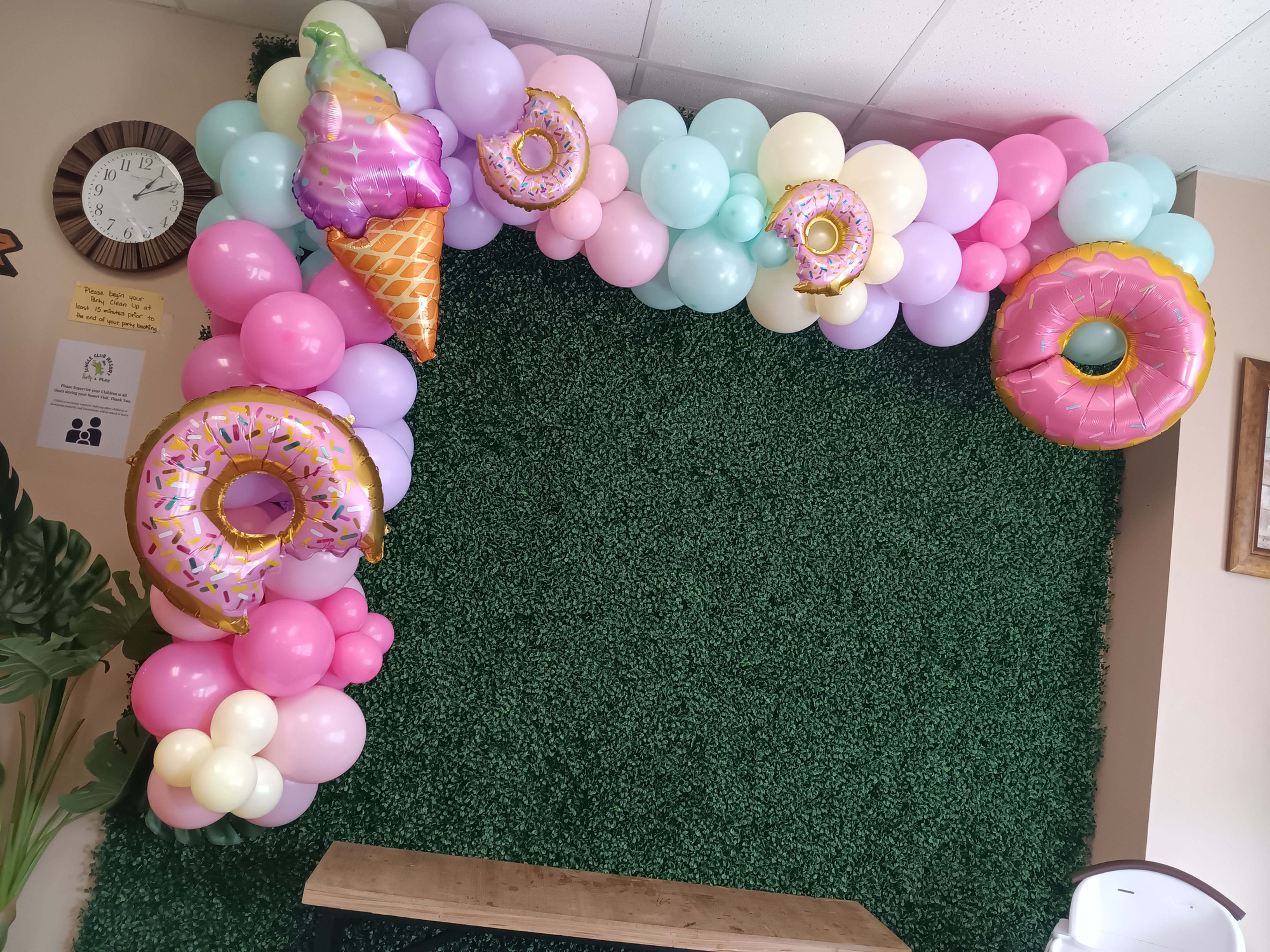 (Add-On/Upgrade) Themed Balloon Garland add on to any DIY Party Booking purchase