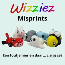 Overzicht van verschillende 3D geprinte Wizziez diertjes met kleine kleur- en printafwijkingen, aangeboden als misprints.